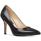 NINE WEST Salto alto feminino com salto agulha e bico fino, salto fino, couro, preto, tamanho 8 M