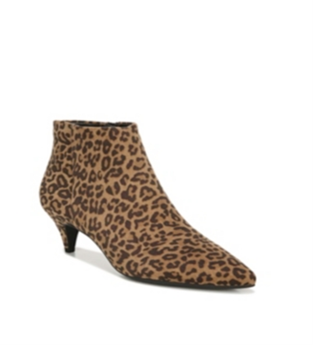 Bota feminina Circus by Sam Edelman com zíper e bico fino Kirby, estampa animal, salto gatinho, marrom, tamanho 8 M