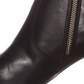 Botas femininas de couro Frye com bico fino e cano curto, tamanho 7,5, pretas