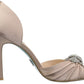 Betsey Johnson Scarpin Feminino Briar Tecido Peep Toe Tira no Tornozelo Clássico Cetim Nude Tamanho 5,5 M