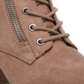 Botas femininas Madden Girl de camurça com bico amendoado e cano curto, tamanho 9,5 m