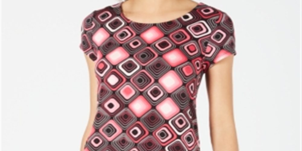 Camiseta feminina Alfani estampada com bainha redonda, preta, tamanho pequeno GG