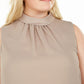 Blusa feminina Bar III Plus Metallic Shimmer dourada tamanho 1X