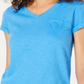 Camiseta feminina com decote em V e bolso, azul, tamanho pequeno G