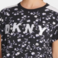 Camiseta feminina DKNY com logo relaxado, preta, tamanho pequeno
