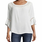 Blusa feminina John Paul Richard com acabamento em crochê, branca, tamanho grande