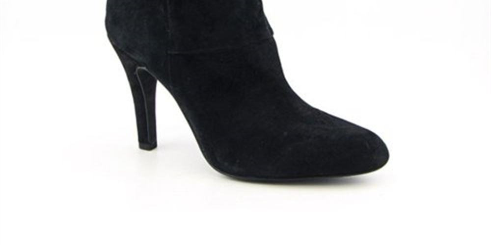 Botas femininas pretas de cano curto INC International Concepts Tangy, tamanho 6 M