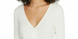 Blusa feminina Sanctuary com decote sobrepeliz e manga comprida canelada, tamanho grande, branca
