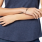 Camiseta feminina Maison Jules com decote em V e bolso aplicado, azul, tamanho P