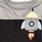 Camiseta infantil de manga comprida com estampa de foguete para meninos First Impressions, preta, tamanho 3T