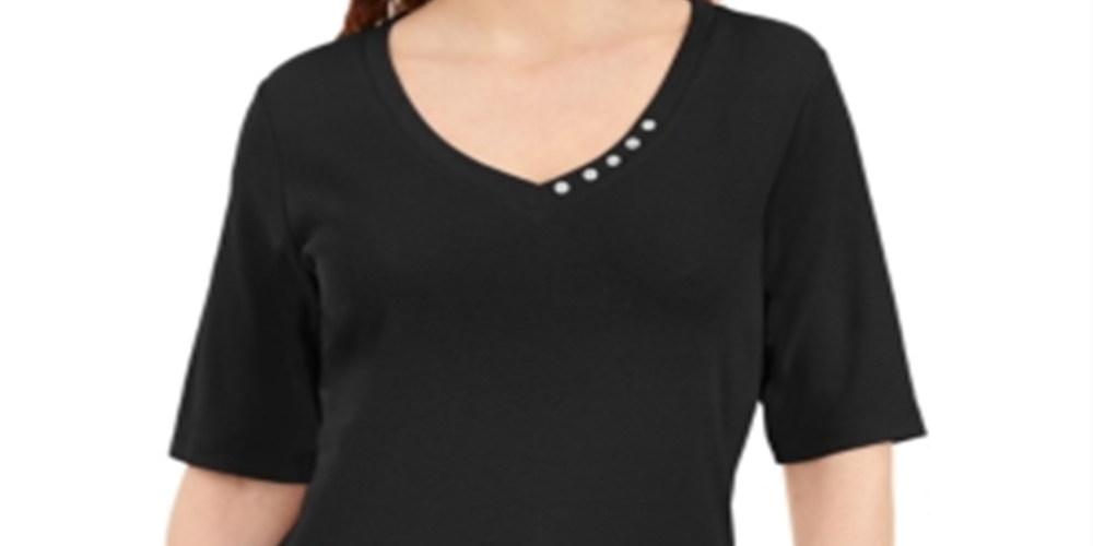 Blusa feminina Karen Scott com decote em V e detalhes em botões, preta, tamanho médio