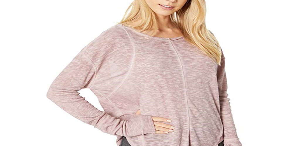 Camiseta feminina Free People Lay Up, roxa, tamanho grande