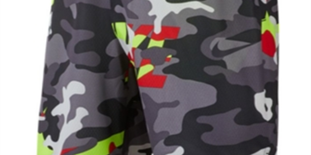 Shorts de treino Nike Dri FIT Camo para meninos, cinza, tamanho médio