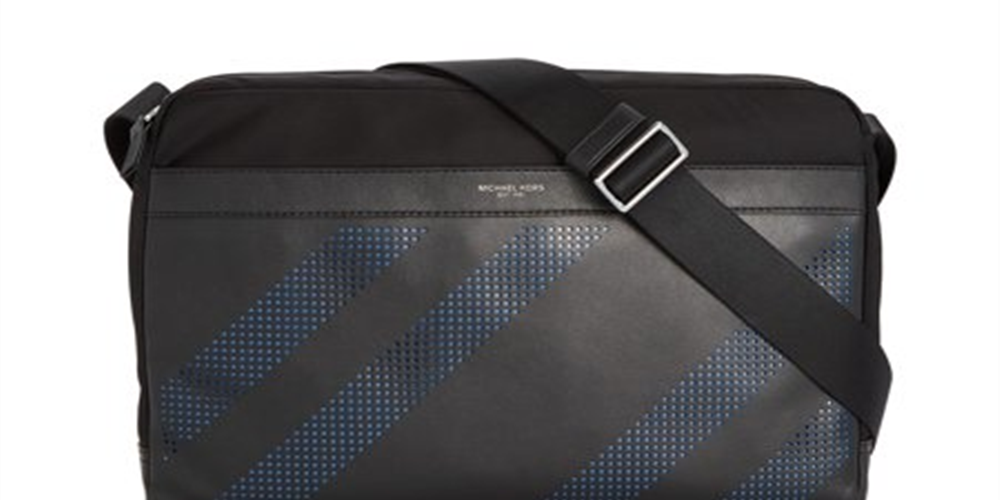 Bolsa Masculina Michael Kors Messenger Kent Couro Estampado Preta Tamanho Único