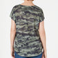 Camiseta feminina camuflada com decote redondo, tamanho médio, verde, estilo &amp; co
