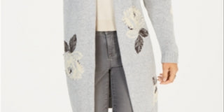 Cardigan feminino com estampa floral e frente aberta, cinza, tamanho pequeno P