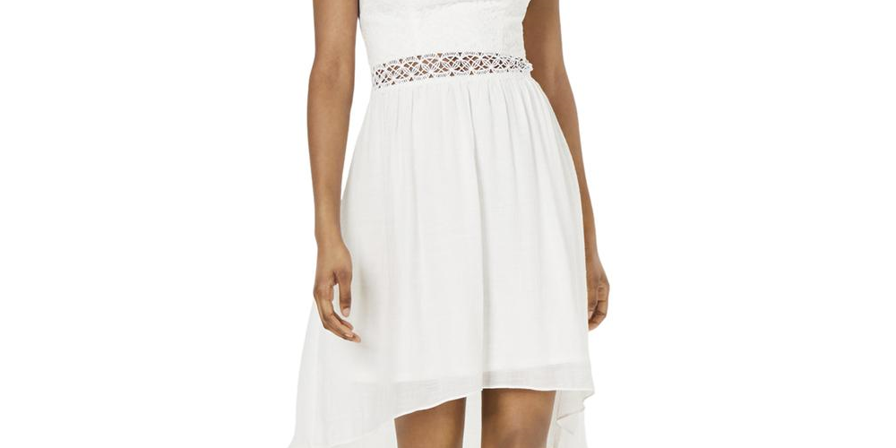 Vestido BCX Junior com corte alto e baixo, com acabamento em crochê e vieira, tamanho 1, branco