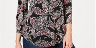 Camisa feminina plissada de malha paisley com decote em V, preta, vários tamanhos P