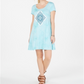 Vestido estilo camiseta feminino com decote redondo e estampa gráfica, azul, tamanho grande
