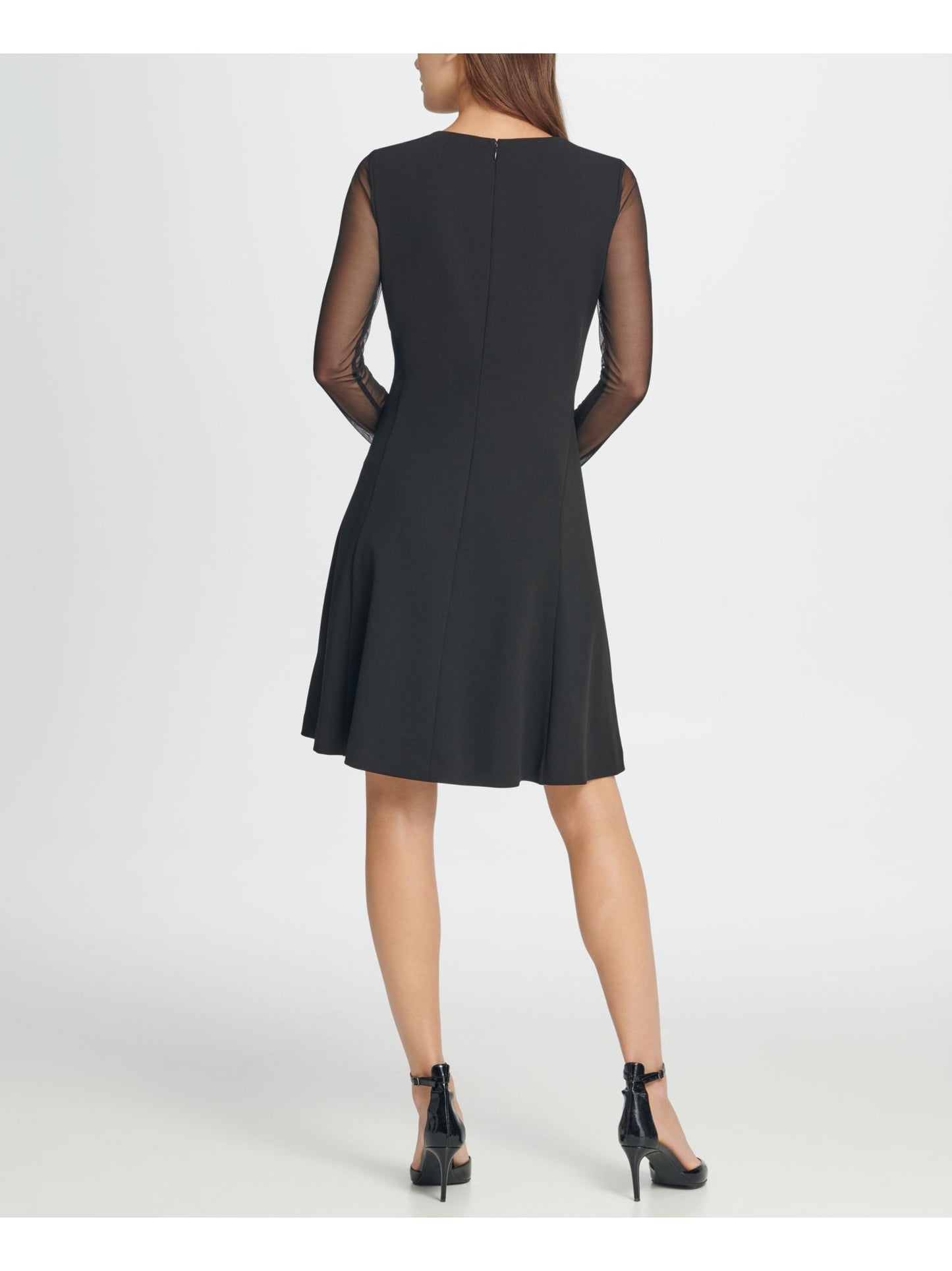 Blusa feminina DKNY de manga comprida com decote em joia e ajuste curto, estilo flare, preta, tamanho 12