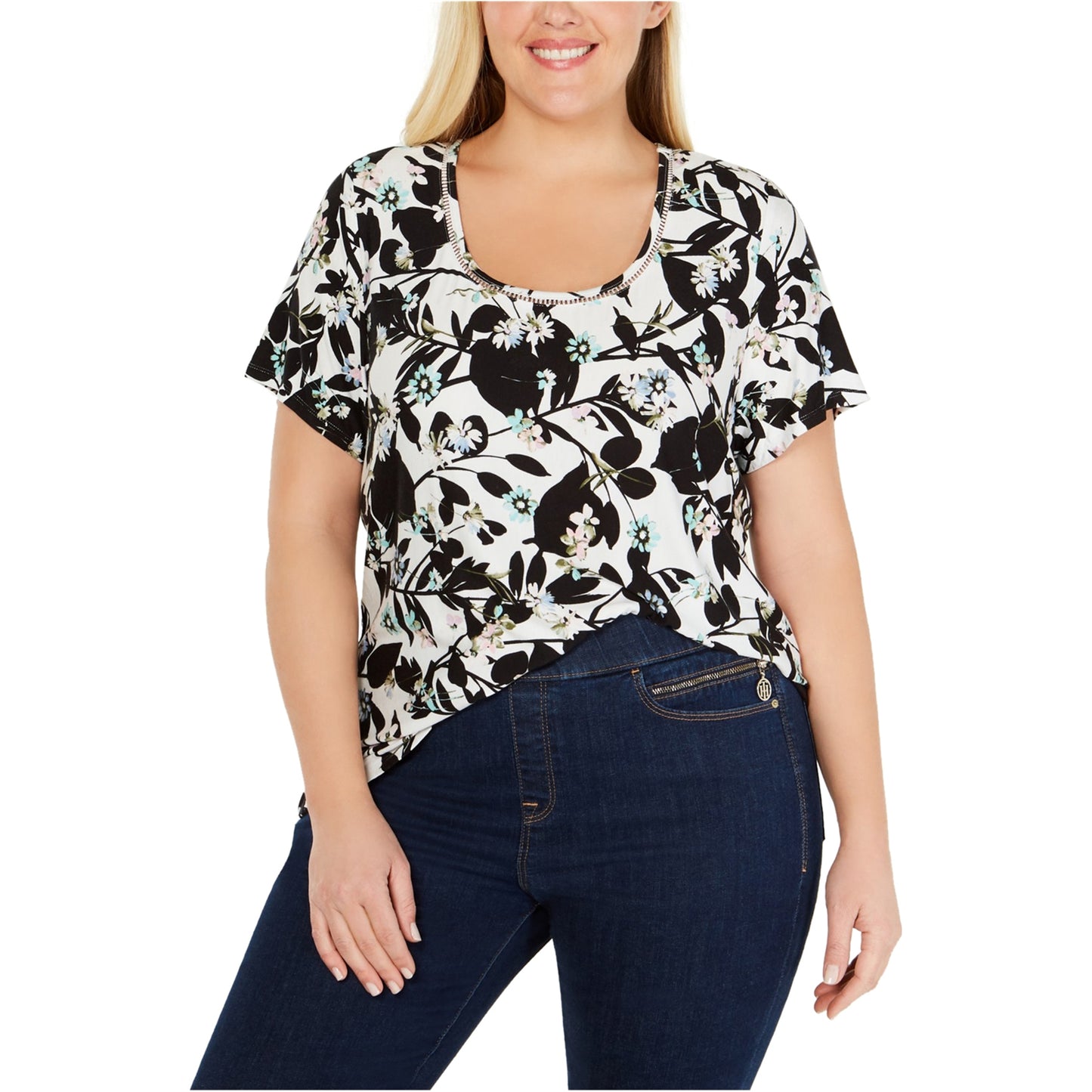 Camiseta feminina Tommy Hilfiger Oasis Floral Ladder Accent, preta, tamanho 2XL