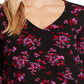 Blusa CeCe Feminina com Decote em V e Estampa Floral, Preta, Tamanho M