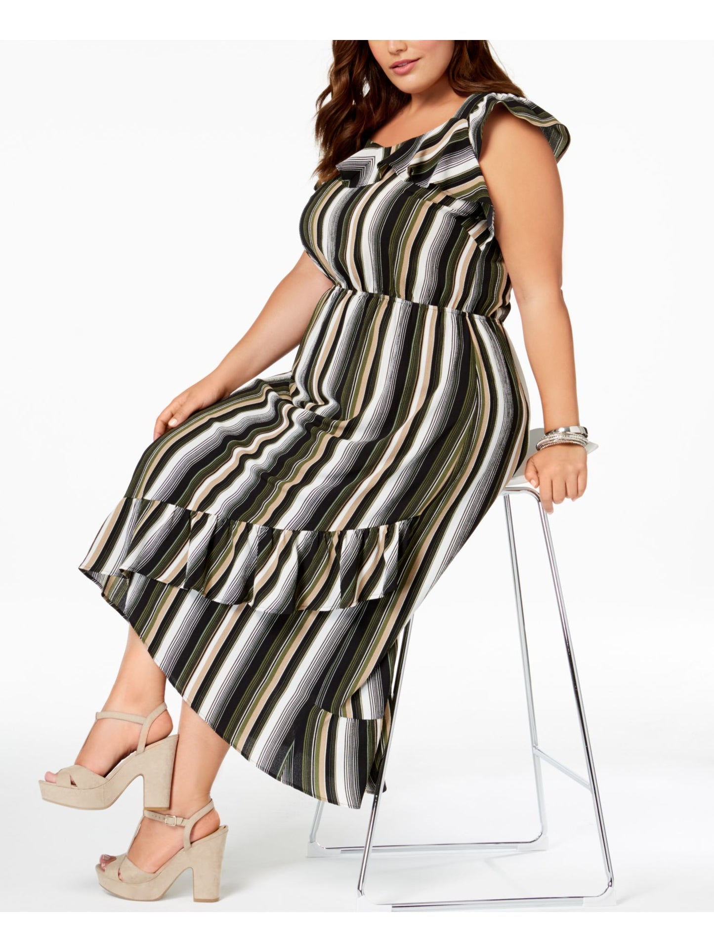Vestido longo listrado plus size Monteau feminino, com babados, comprimento alto e baixo, verde, tamanho 2X
