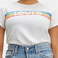 Camiseta feminina Levi's de manga curta e gola redonda, branca, tamanho grande