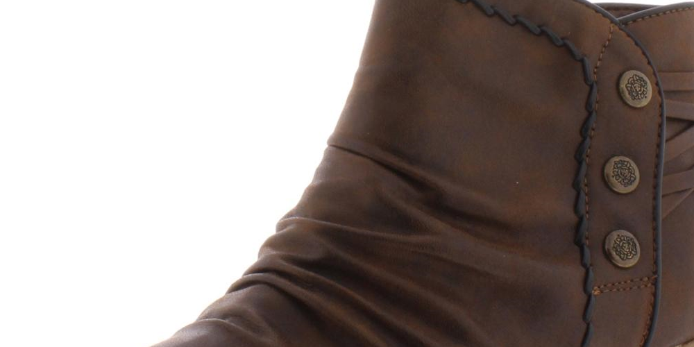 Botas femininas Baretraps Bethany com bico amendoado e tornozelo marrom, tamanho 6