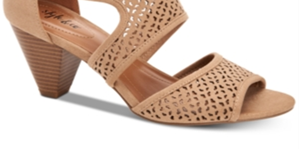 Sandálias femininas de salto perfurado de camurça sintética Hortensia da Style &amp; Co, marrom, tamanho 6,5