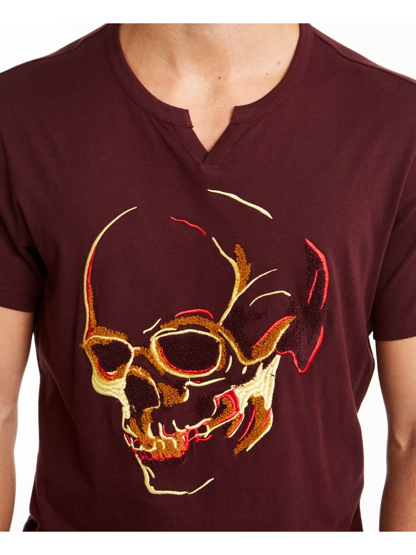 Camiseta masculina gráfica bordada de algodão INC International Concepts, tamanho P