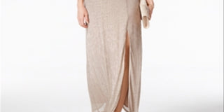 Vestido feminino R &amp; M Richards com decote halter e decote em V em malha metálica, tamanho 16, dourado