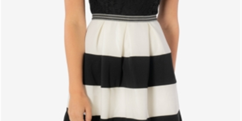 Vestido curto de renda feminino Speechless Fit &amp; Flare, tamanho médio, preto