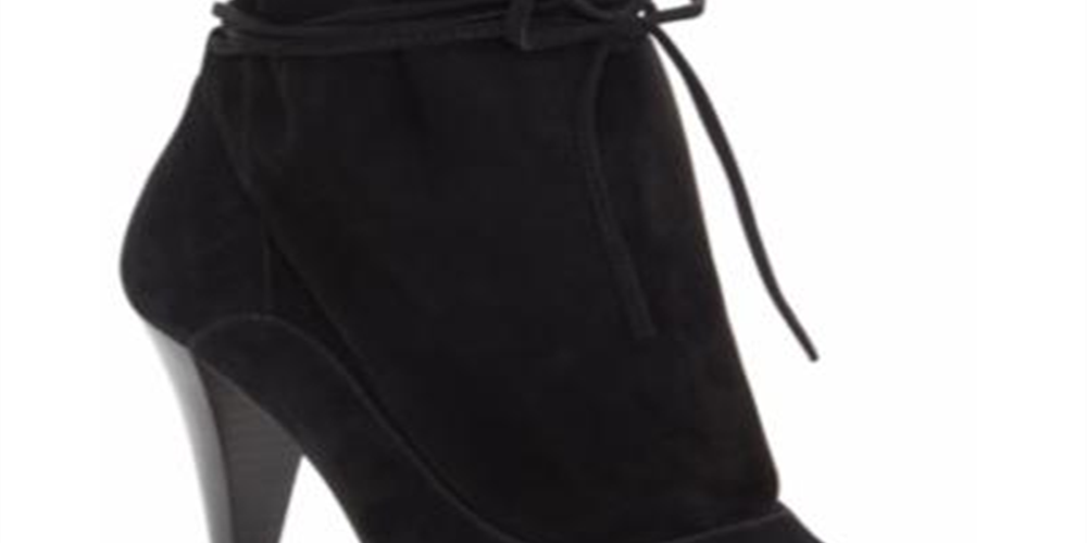 Botas Avera Peep Toe Slouchy Pretas Tamanho 5,5 M da Vince Camuto para Mulheres
