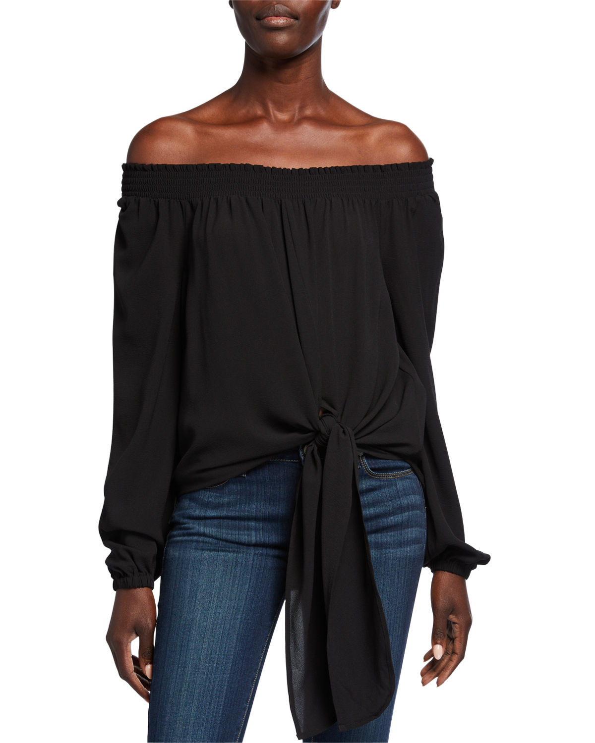 Blusa feminina Michael Kors com amarração frontal e ombro caído, preta, tamanho médio