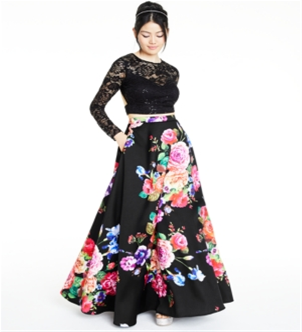 Vestido feminino B. Darlin com renda floral, manga longa, gola redonda, comprimento total, corte formal, preto, tamanho 15-16
