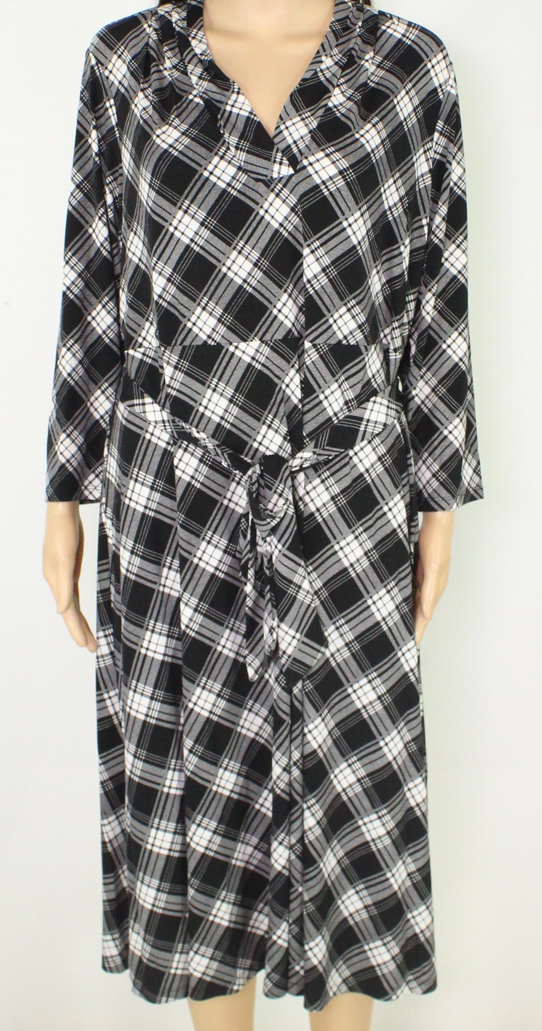 Vestido feminino Charter Club Plus, xadrez, decote em V, cintura marcada, preto, tamanho 2X