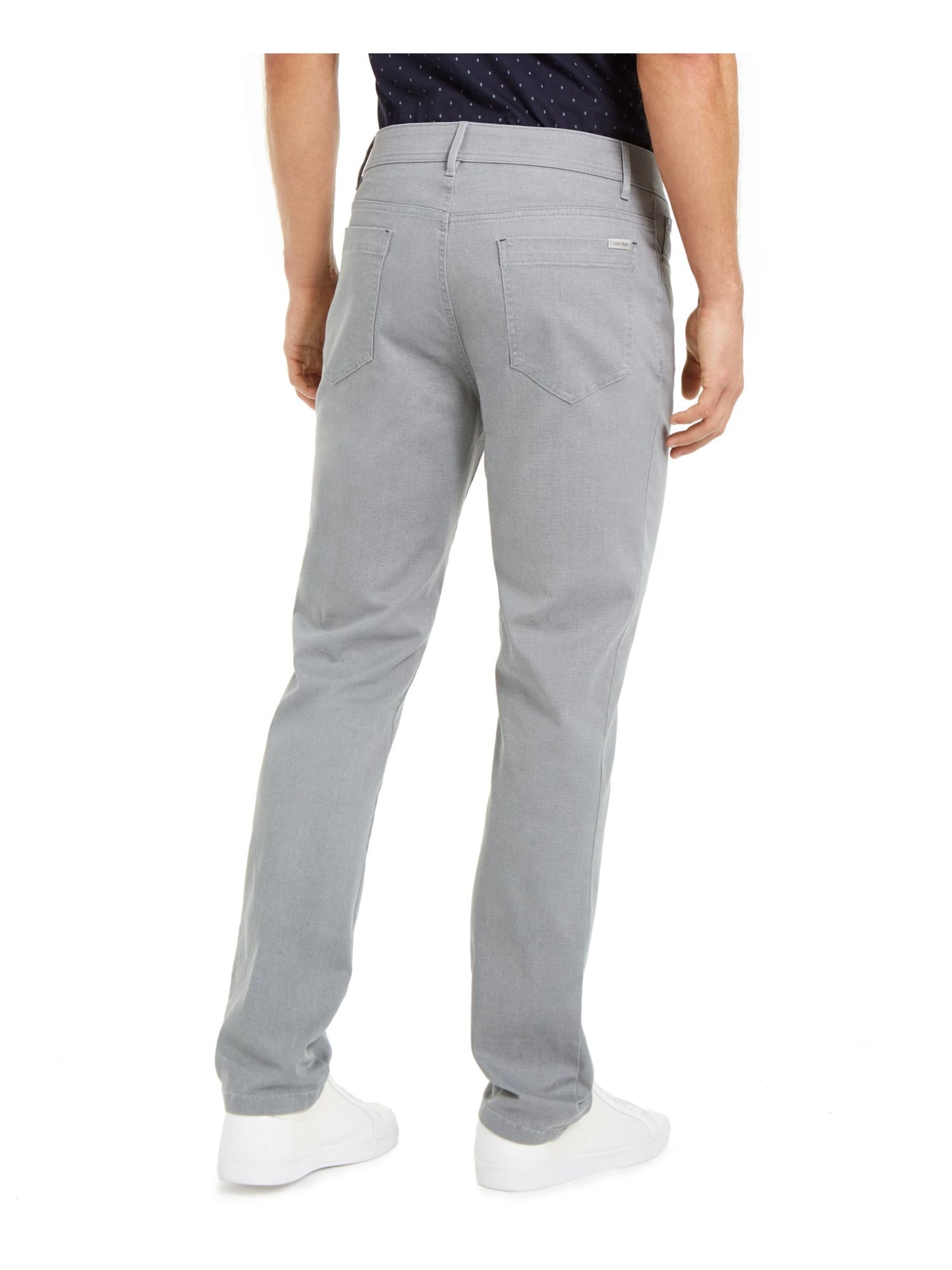 Calça elástica masculina Calvin Klein Slim cinza tamanho 34x34