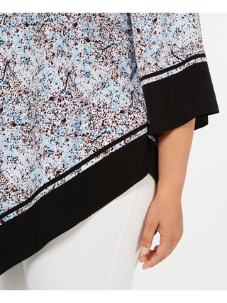 Blusa feminina Alfani plus size com estampa de V e borda azul com respingos, tamanho 1X