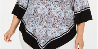 Blusa feminina Alfani plus size com estampa de V e borda azul com respingos, tamanho 1X