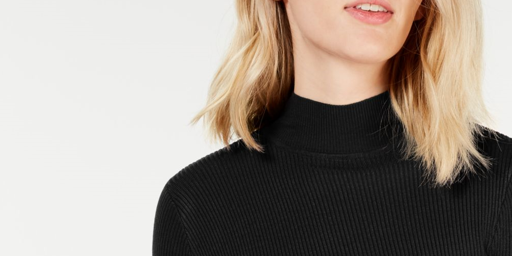 O QUE É? Suéter feminino de malha canelada justa com bainha tulipa e manga comprida, gola falsa, preto, tamanho médio