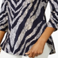 Blusa feminina com estampa de zíper JM Collection, azul, tamanho grande