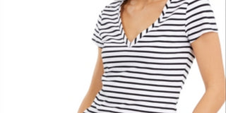 Camiseta básica listrada feminina INC International Concepts - Branco Preto Tamanho Grande