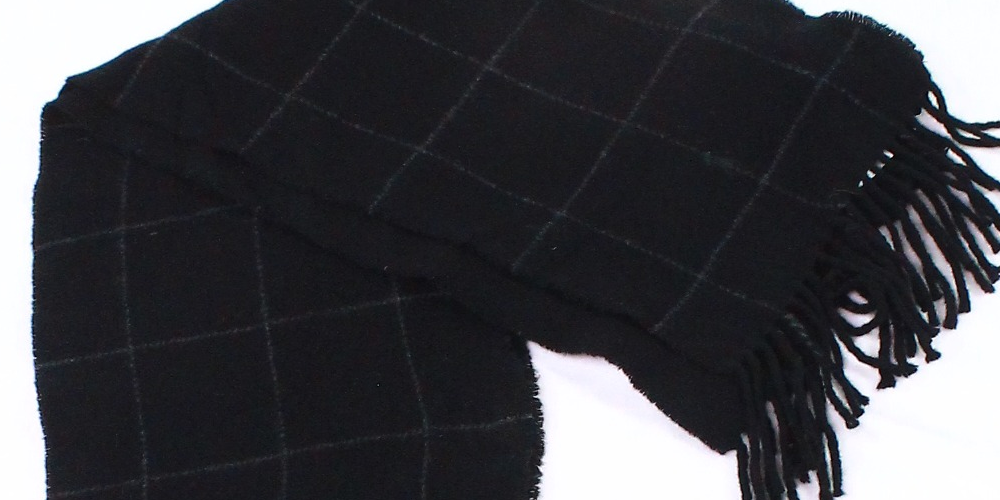 Cachecol One Reversível Janela Xadrez Preto Tamanho Único