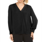 Blusa feminina Alfani com decote em V, preta, tamanho pequeno GG