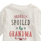 Camiseta estampada First Impressions Baby Boy's Spoiled, branca, tamanho 6-9 meses