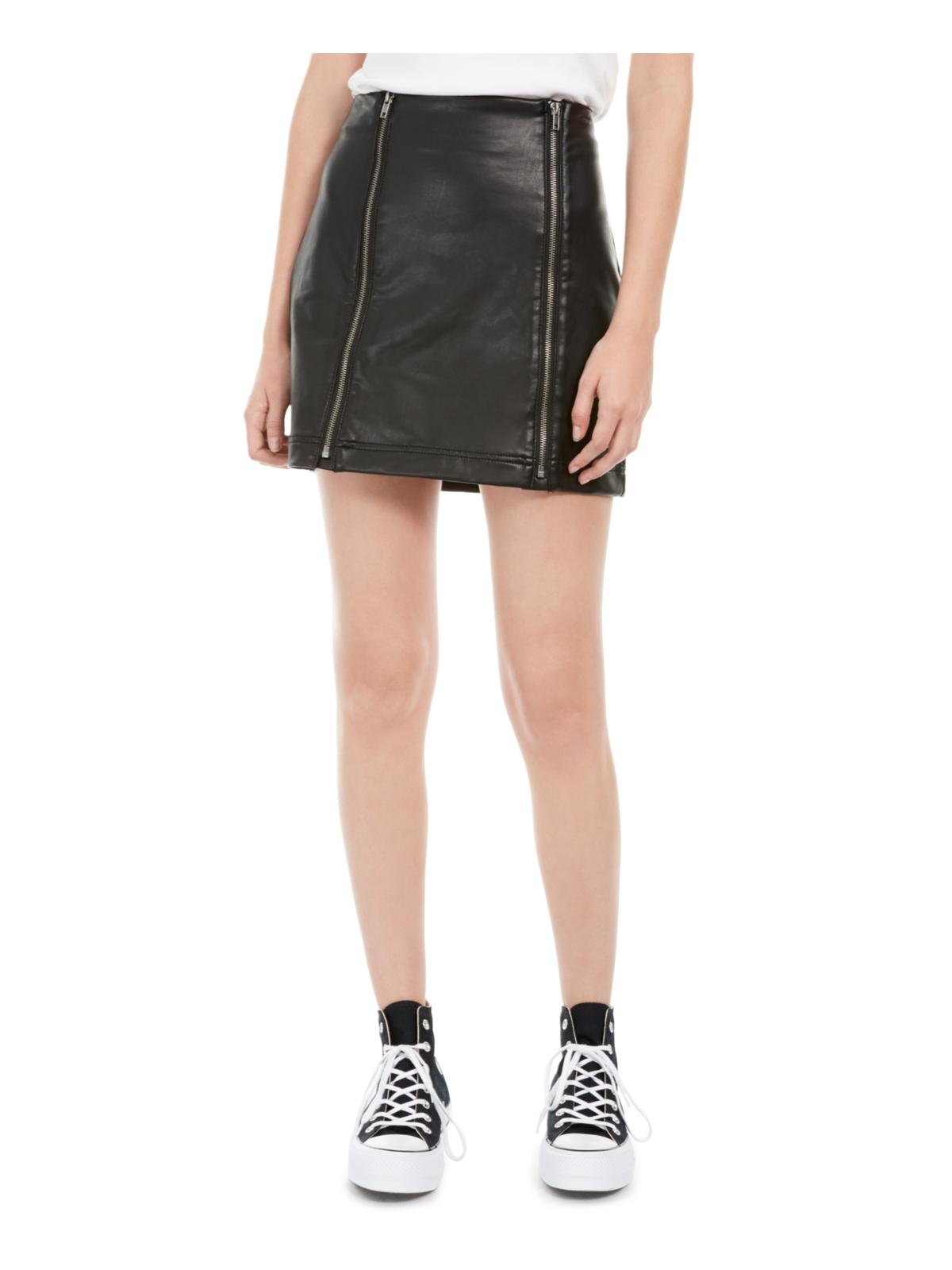 Tinseltown Mini Saia Feminina de Couro Sintético com Zíper Frontal Duplo, Preta, Tamanho Médio