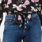Top American Rag Junior com estampa floral e bainha amarrada, preto, tamanho pequeno