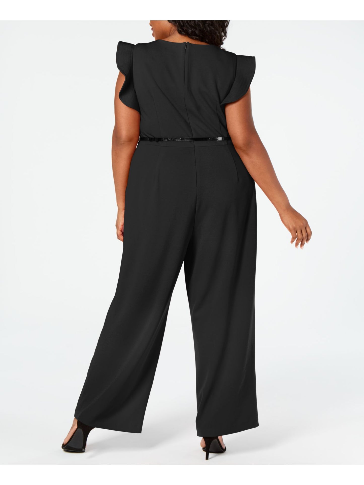 Macacão Calvin Klein Feminino com Cinto, Babados, Zíper, Sem Mangas, Gola Joia, Perna Larga, Preto, Tamanho 14W