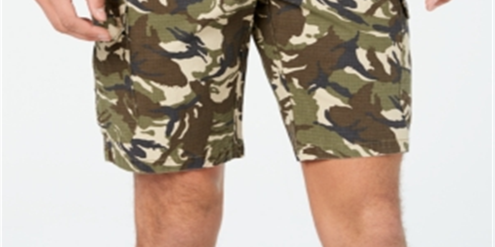 American Rag Shorts Cargo Camuflado Masculino com Cordão Verde Tamanho Grande
